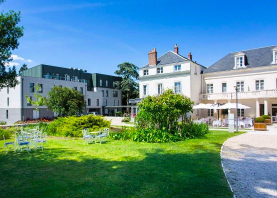 Hôtel Château Belmont**** (Tours)