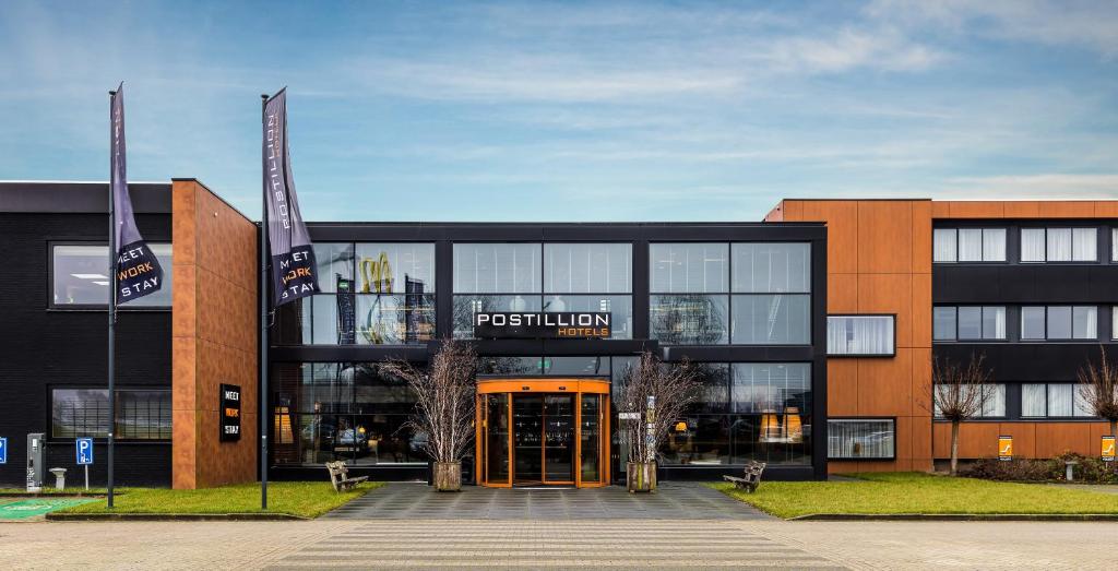 Postillion Hotel Deventer **** (Deventer)